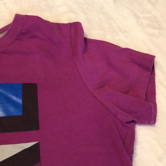 NIKE Slim Fit Purple T-Shirt - Size Large - Picture 4 of 6